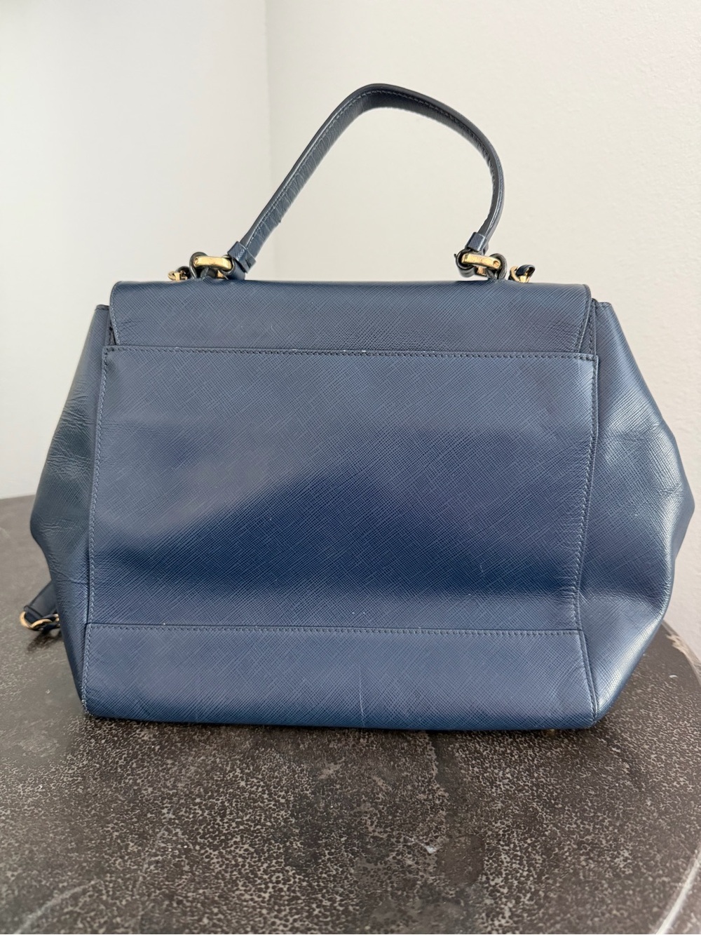 Salvatore Ferragamo Navy Saffiano Leather Vara Shoulder Bag with Gold Hardware - Picture 4 of 16